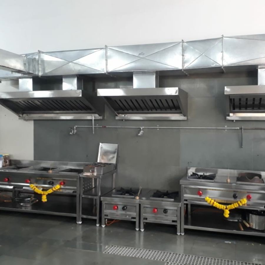 Four Burner range